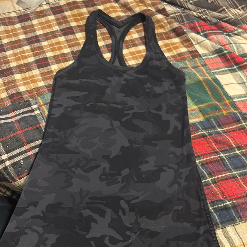 Lululemon Tank